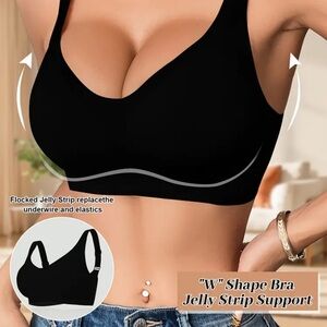 NWT Women's Black Sports Bra